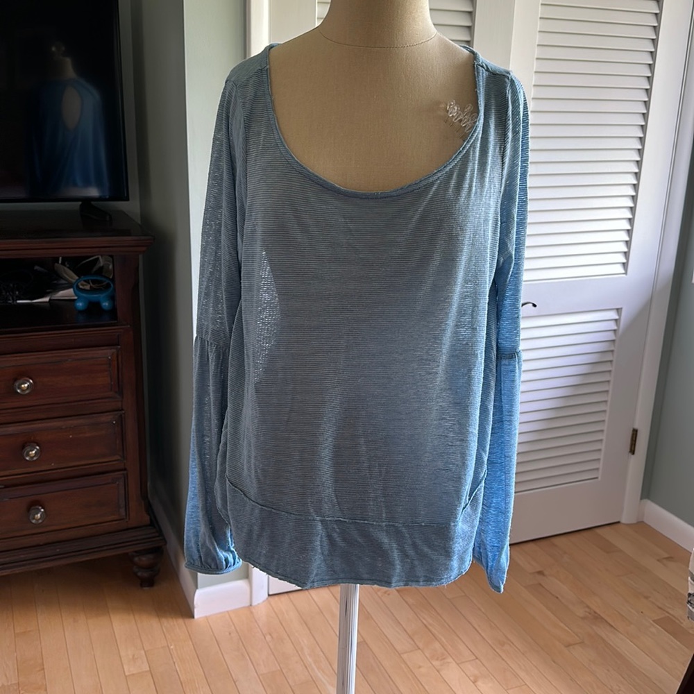 Free People balloon sleeve top.  Small